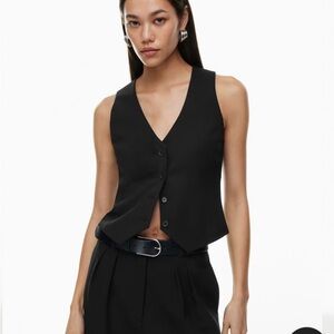 Aritzia Deniro vest top